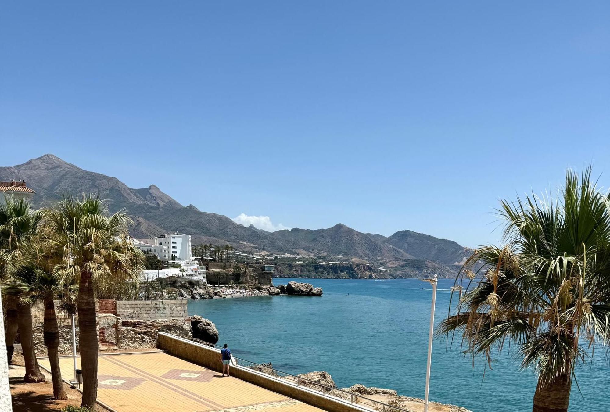 Fuentes De Nerja Lägenhet Exteriör bild