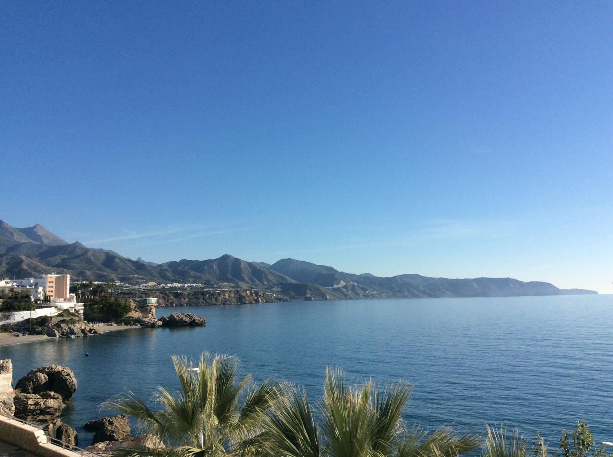 Fuentes De Nerja Lägenhet Exteriör bild