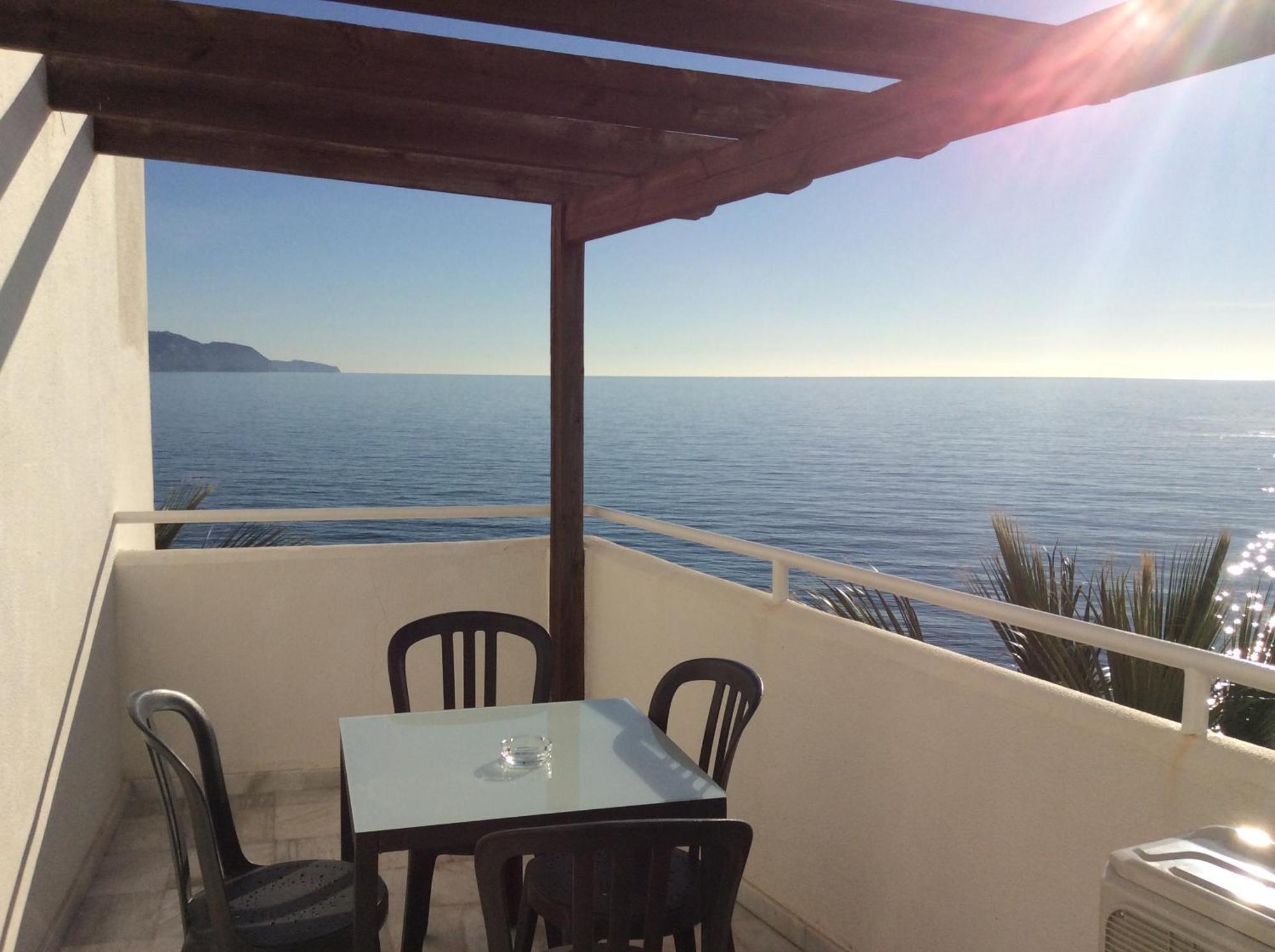 Fuentes De Nerja Lägenhet Exteriör bild