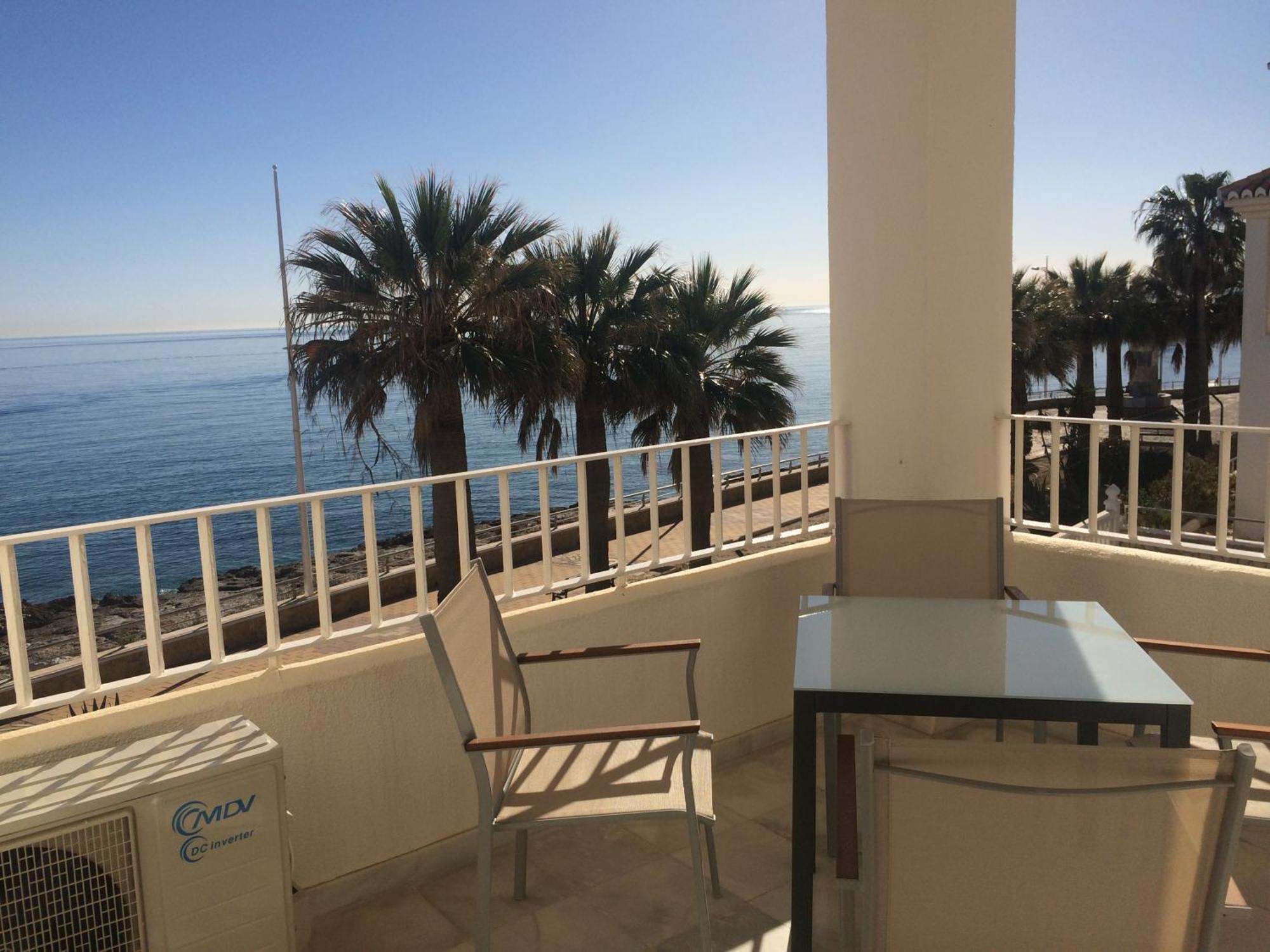 Fuentes De Nerja Lägenhet Exteriör bild